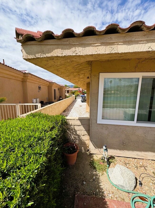 Foto del edificio - MLCC 3 Bedroom 2 Bath