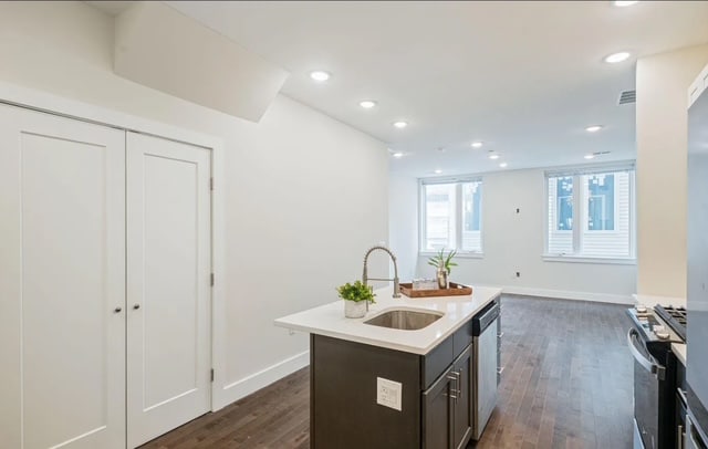 Photo - 1328 Nectarine St Apartment