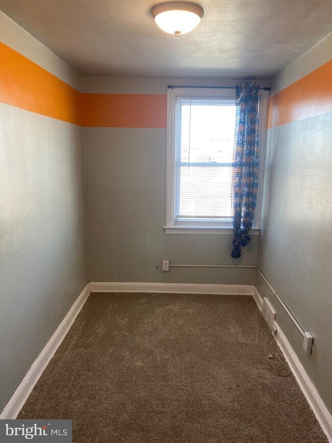 Foto del edificio - 7555 Brentwood Rd