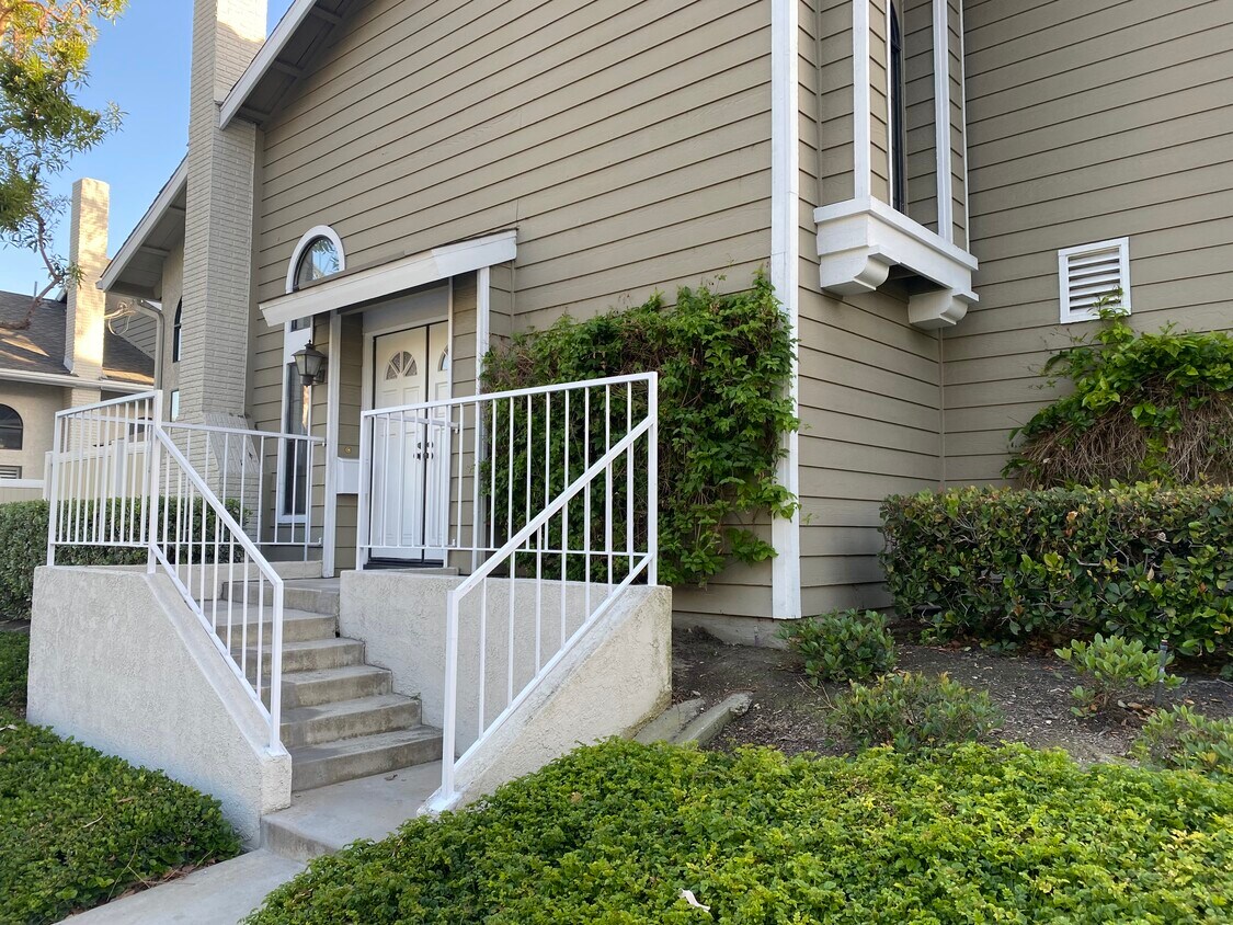 23411 Via Linda, Mission Viejo, CA 92691 Townhome Rentals in Mission