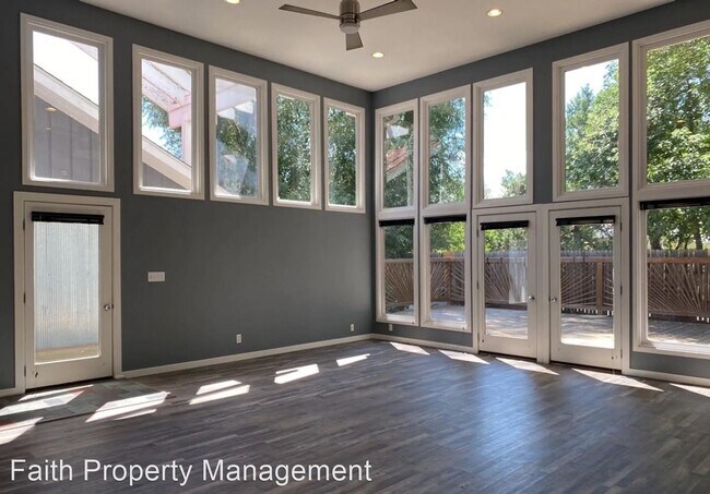 Foto del edificio - 3 br, 3 bath House - 2816 W Elizabeth