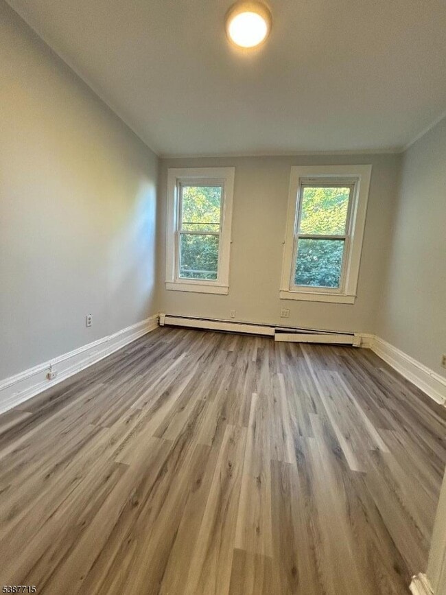 Foto del edificio - 170 Claremont Ave