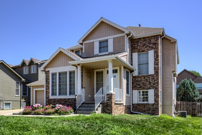 Foto del edificio - Must See 3 Bedroom In Bellevue!!