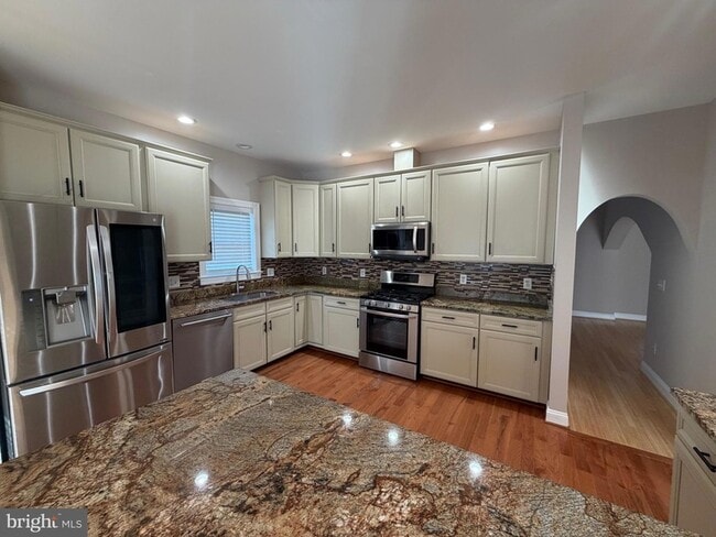 Foto del edificio - 728 18th St S