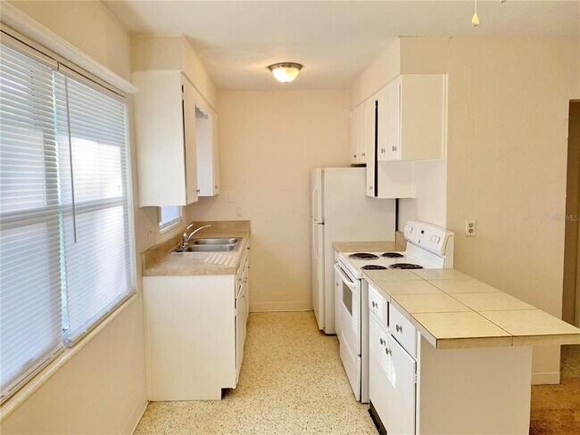 Foto del edificio - 5957 S Beneva Rd