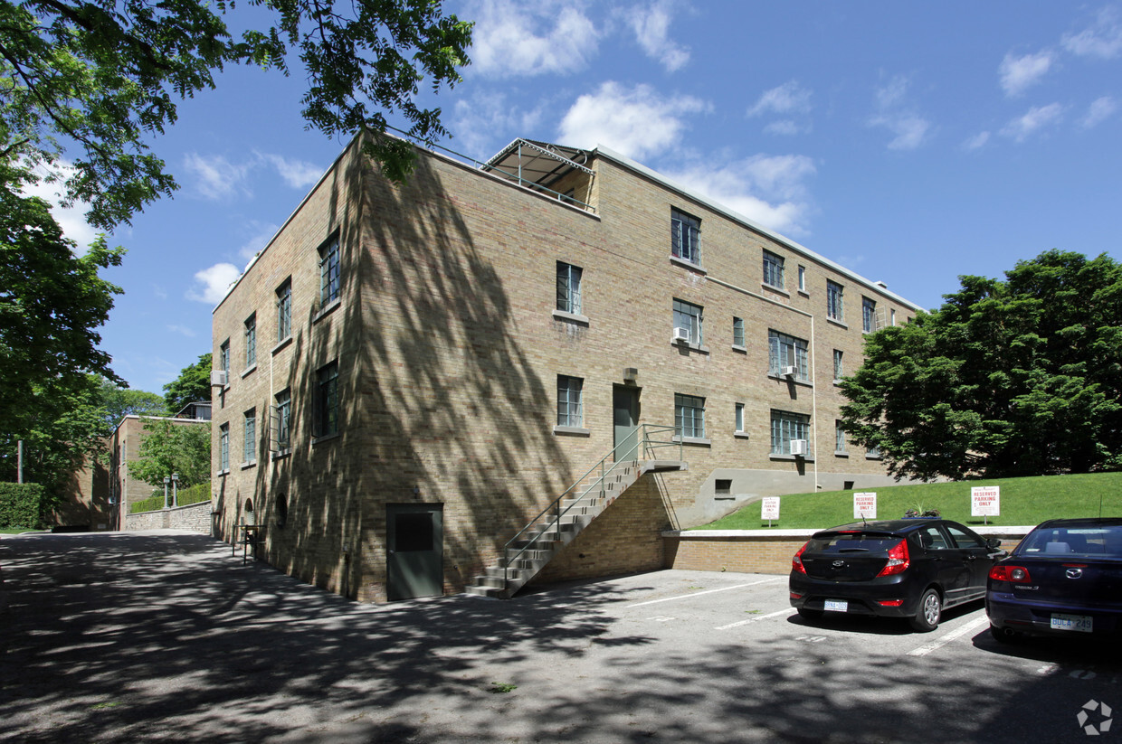 Building Photo - Montgomery Apartments