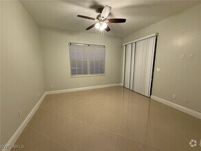 Building Photo - 5600 Chelsey Ln