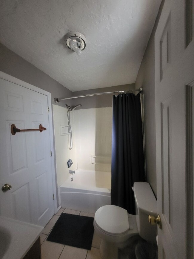Foto del edificio - Historic Bungalow House 2/bd 1/ba 730/sf