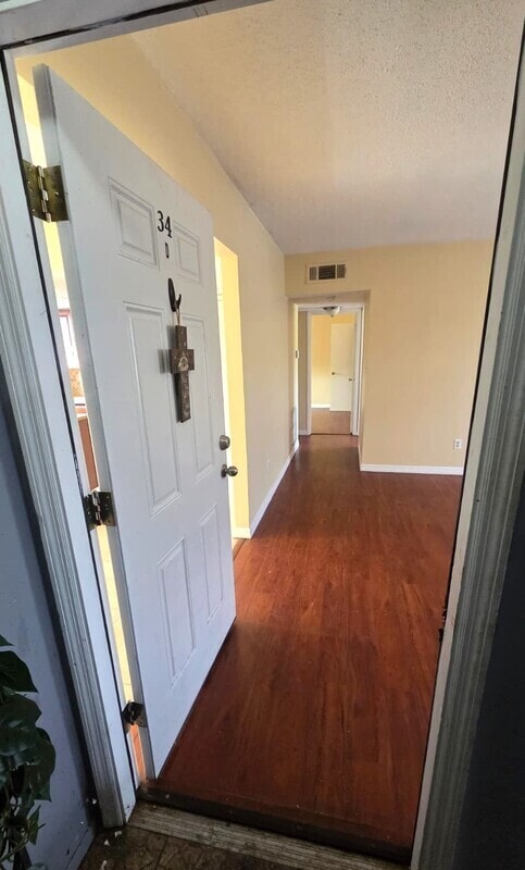 Building Photo - 34 S Ortman Dr