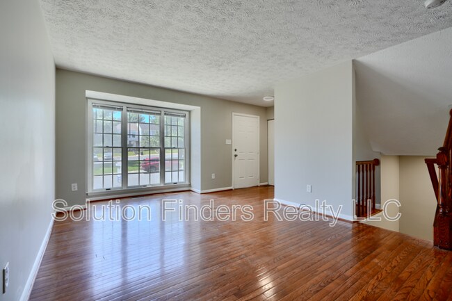 Foto del edificio - 3419 Clairborne Way