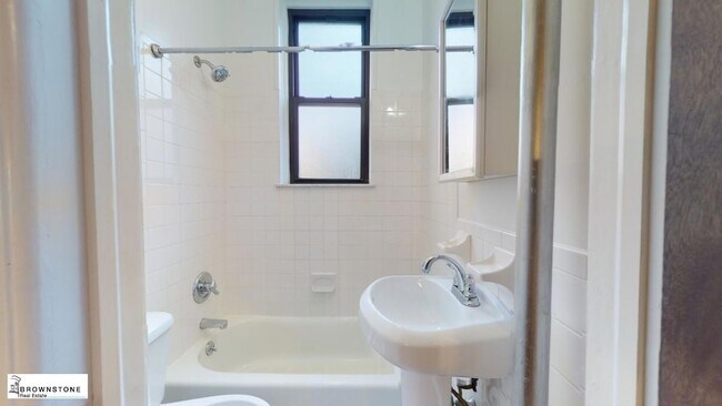 Foto del edificio - 505 Henry St