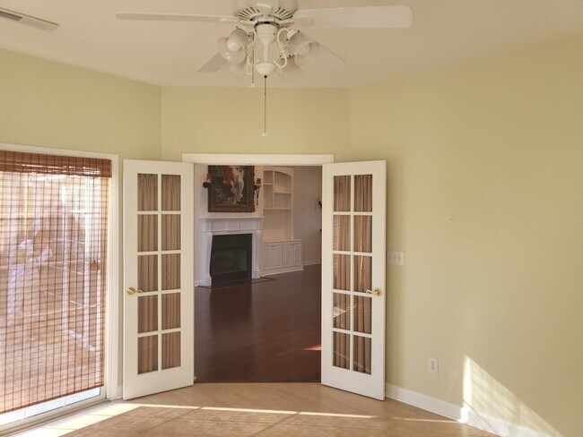 Foto del edificio - Nice 3 bedroom/2 bath home in Charleston P...