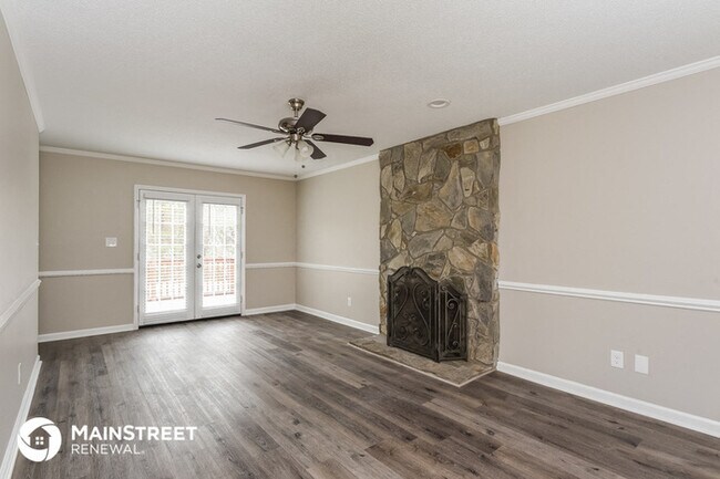Building Photo - 7210 Justin Dr