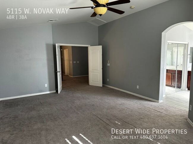 Building Photo - Beautiful 4 bedroom with loft and 3 full b...