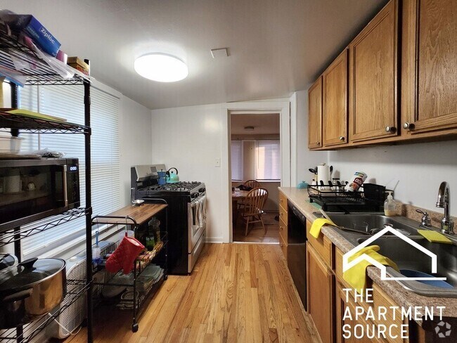 Building Photo - 1014 Garnett Pl