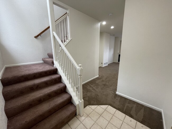 Building Photo - Balboa Park Townhome