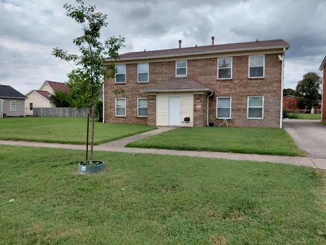 Building Photo - 4401 Newport Rd