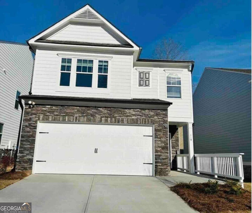 Foto principal - 119 Berry Dr
