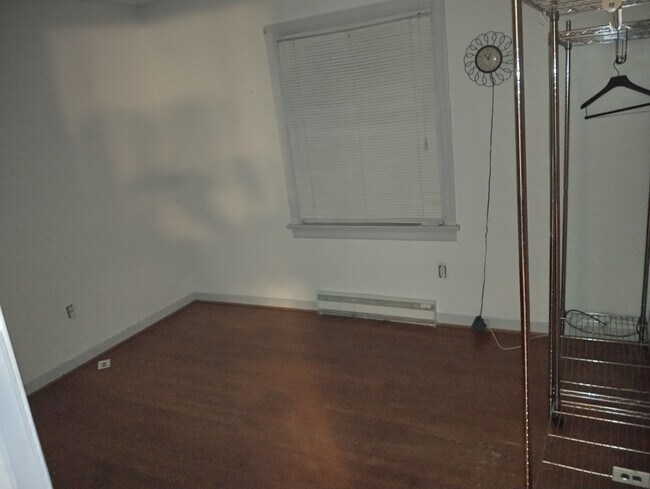 Foto del edificio - 2912 Overton Rd