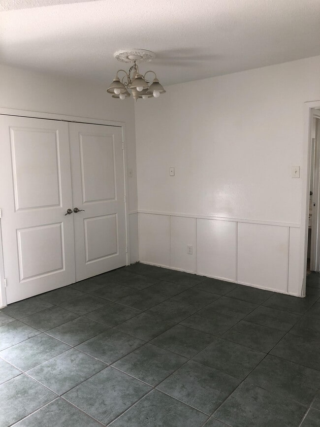 Foto del edificio - 3112 Lourdes St