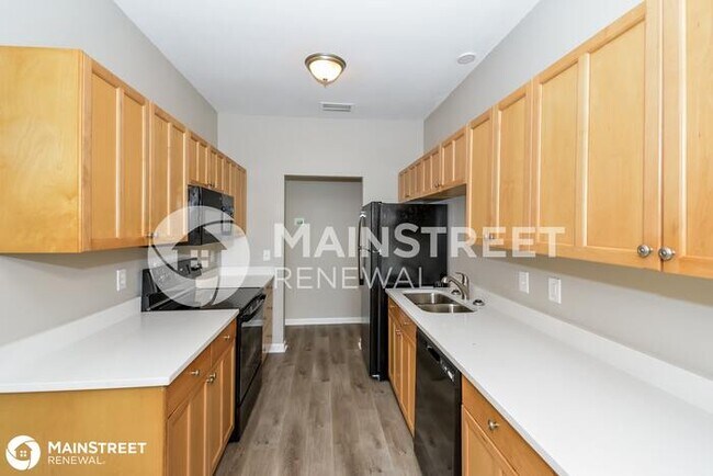 Building Photo - 862 Lavergne Ln