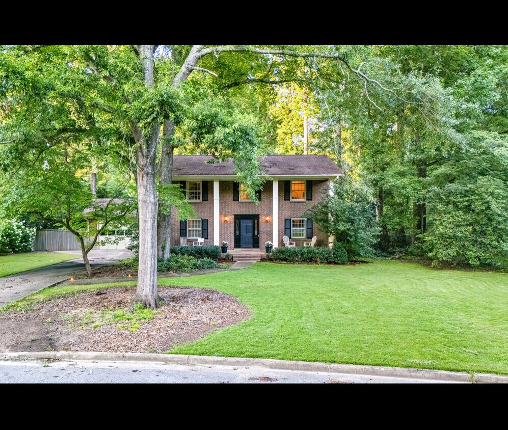Foto principal - 129 Carter St