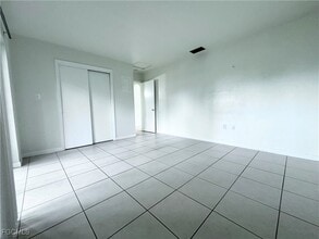 Building Photo - 2105 Canal St