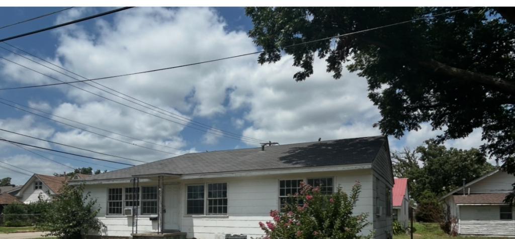 Foto principal - 408 S Highland Ave