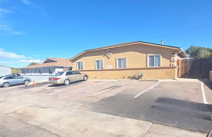 Foto del edificio - Remodeled 2-Bedroom Home with Modern Upgra...