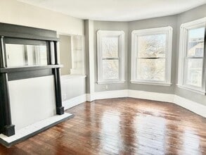 Building Photo - 653 Brock Ave