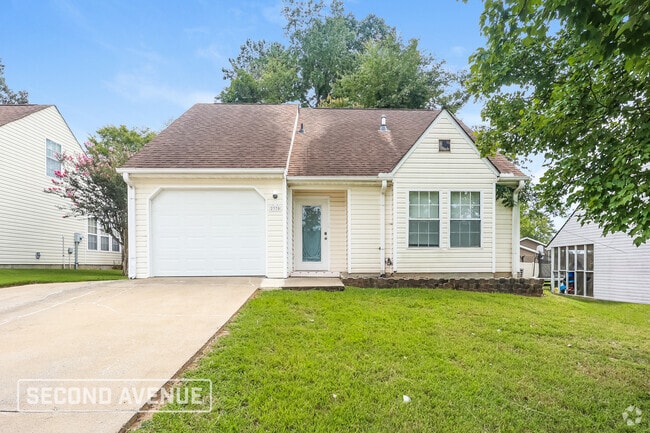 Building Photo - 2370 Iron Horse Dr