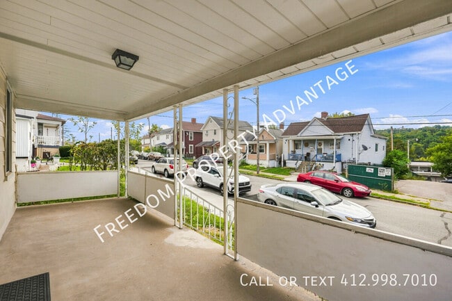 Building Photo - 945 Fayette St