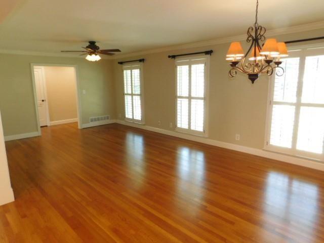 Foto del edificio - 5805 Pine Brook Rd NE