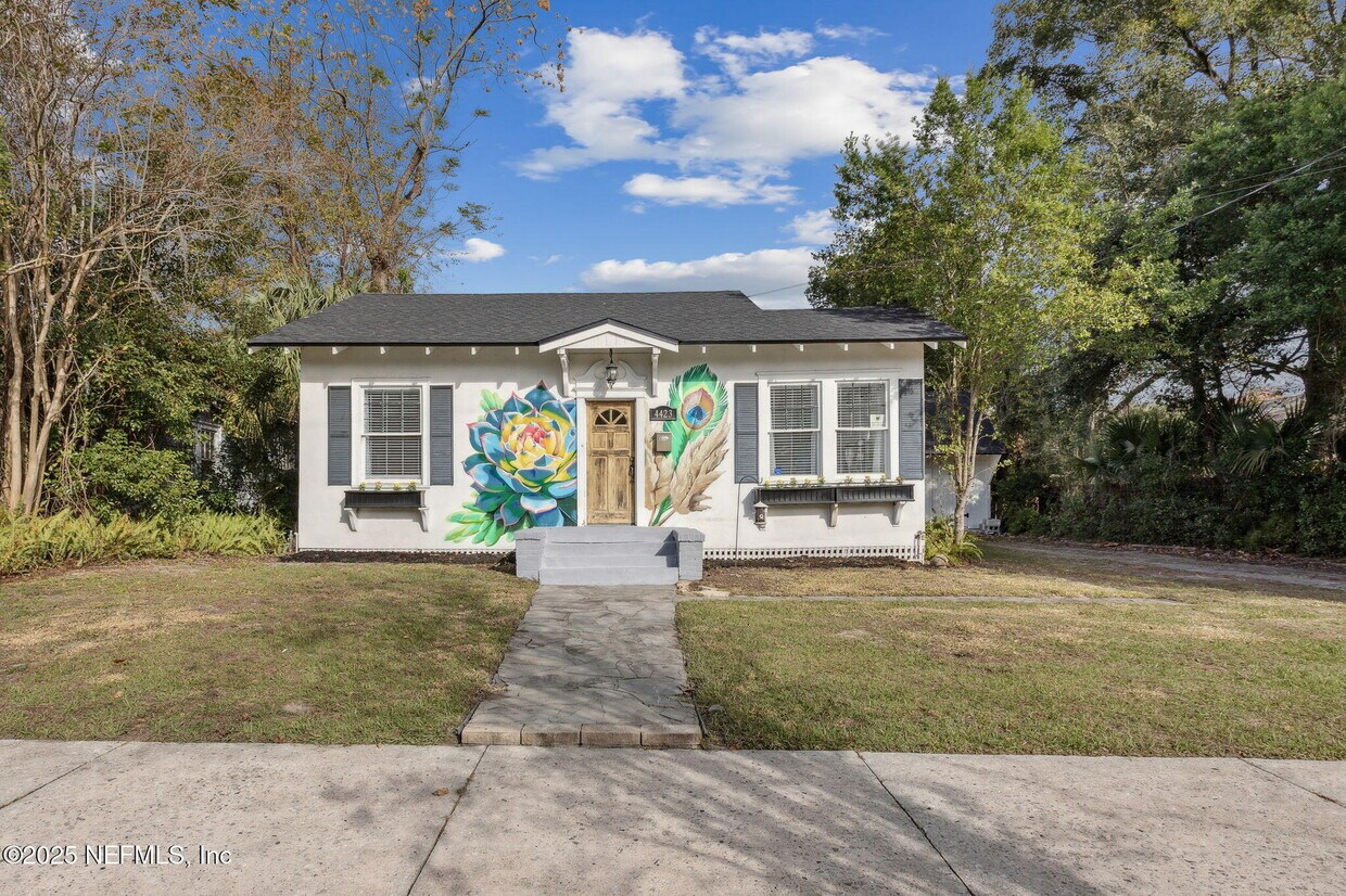 Foto principal - 4423 St Johns Ave