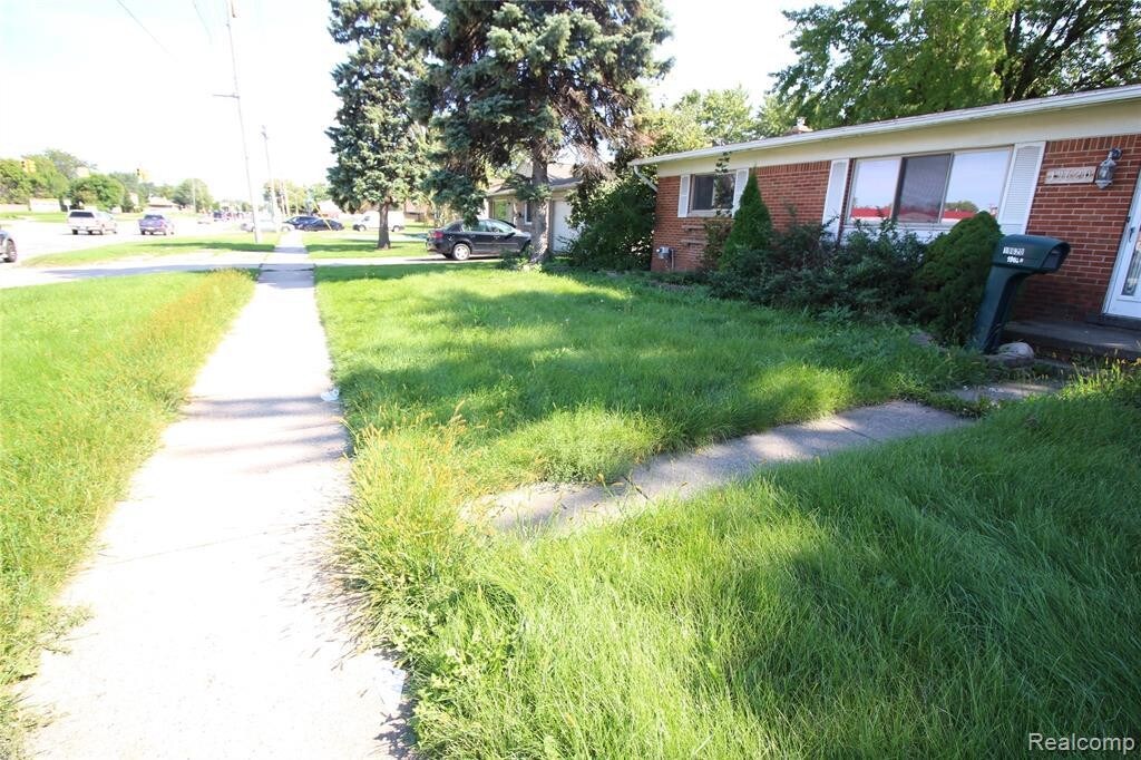 19620 15 Mile Rd, Clinton Township, MI 48035 House Rental in Clinton Township, MI