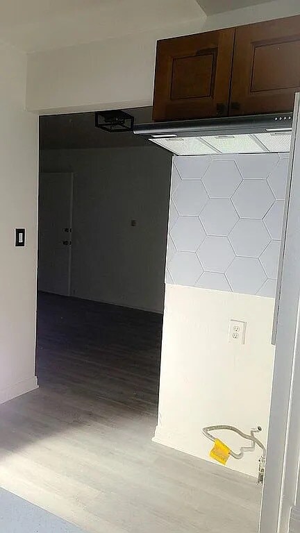 Foto del edificio - 1752 E 108th St