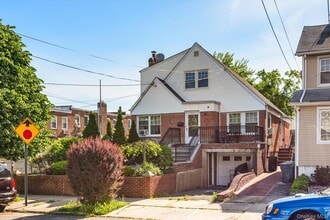 Building Photo - 59-46 157th St