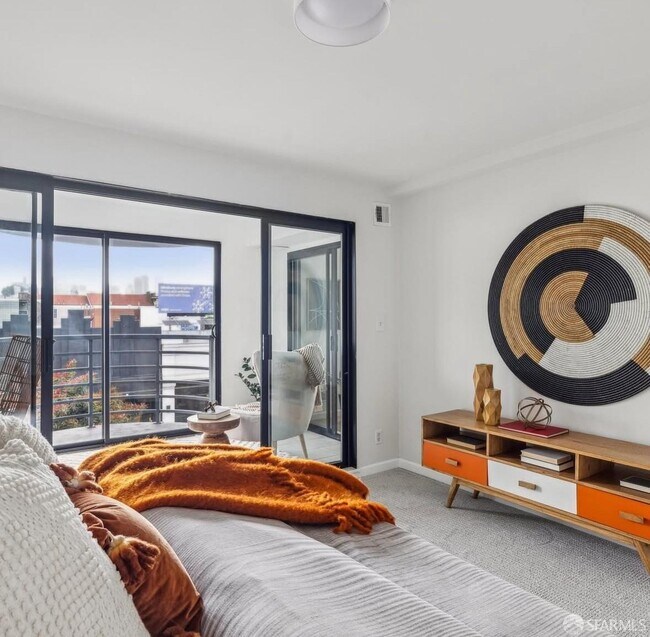 Foto del edificio - 3315 Fillmore St