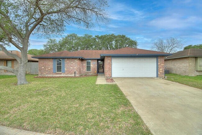 Building Photo - 2129 Meadowpass Dr