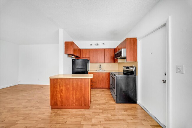 Foto del edificio - 3525 Tyler St