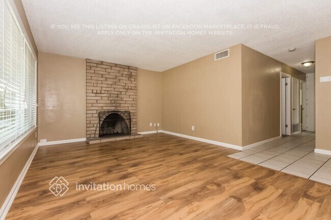 Foto del edificio - 3116 Bridgeford Dr