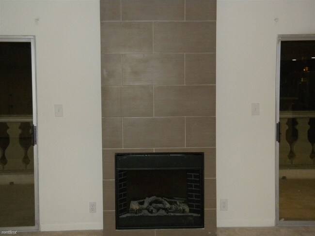 Building Photo - 7910 E Camelback Rd