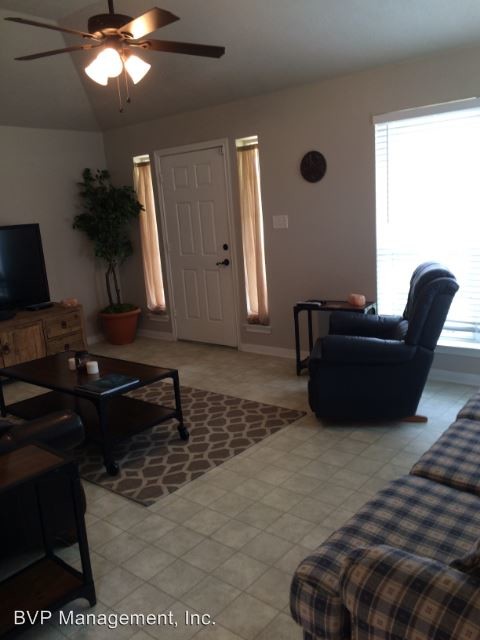 Foto del edificio - 3 br, 2 bath House - 2903 Elise