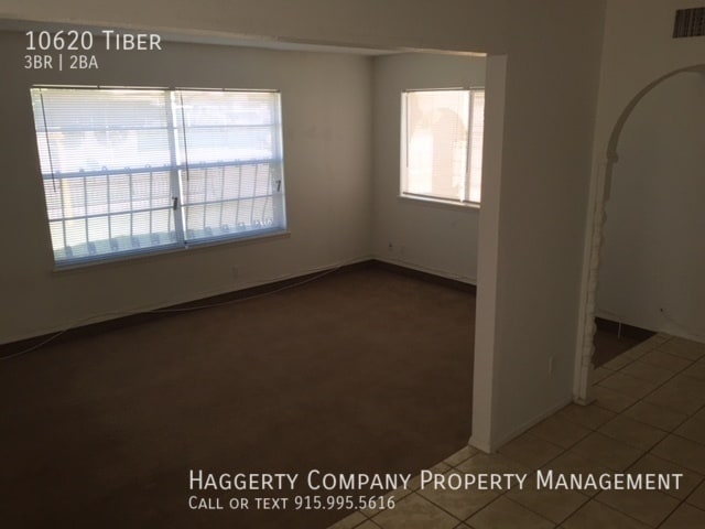 Building Photo - 10620 Tiber-