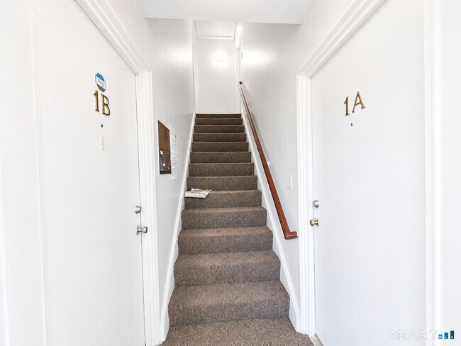 Foto del edificio - 29G Clarmore Dr