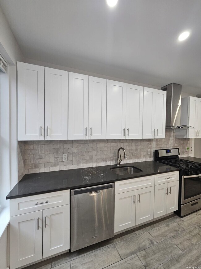 Foto del edificio - 18-55-55 21st Rd