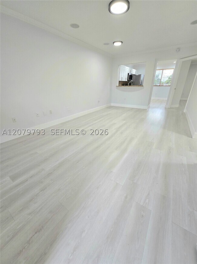 Foto del edificio - 7175 NW 173rd Dr