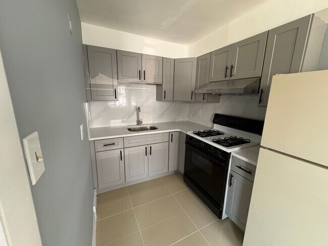 Foto del edificio - 7010 Kindred St
