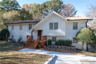 Building Photo - 3599 Lower Roswell Rd