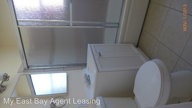 Building Photo - 1 br, 1 bath Apartment - 1945 E 28th St